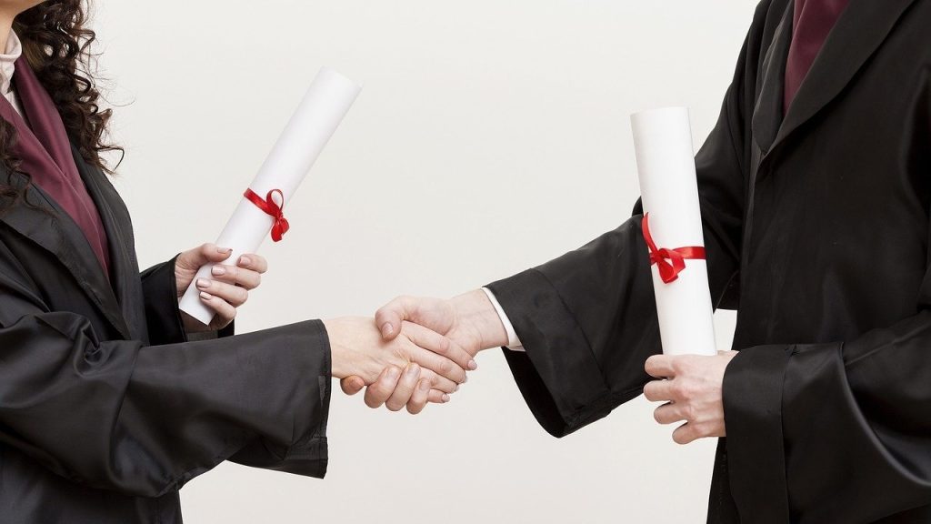 Pay Off Student Loans Quickly With These 8 Strategies